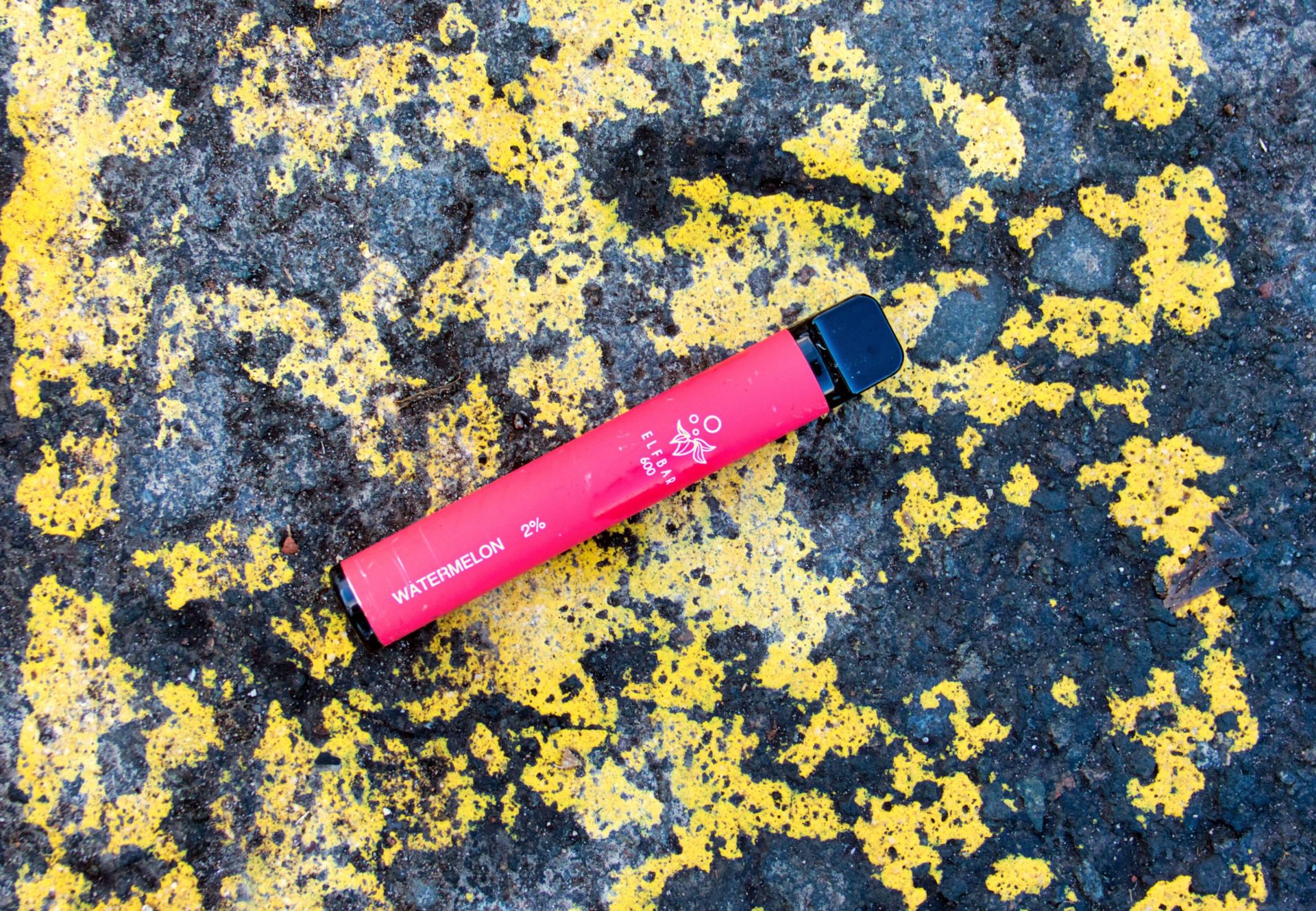 A disposable vape is seen on the ground in Glasgow, Scotland in January 2023