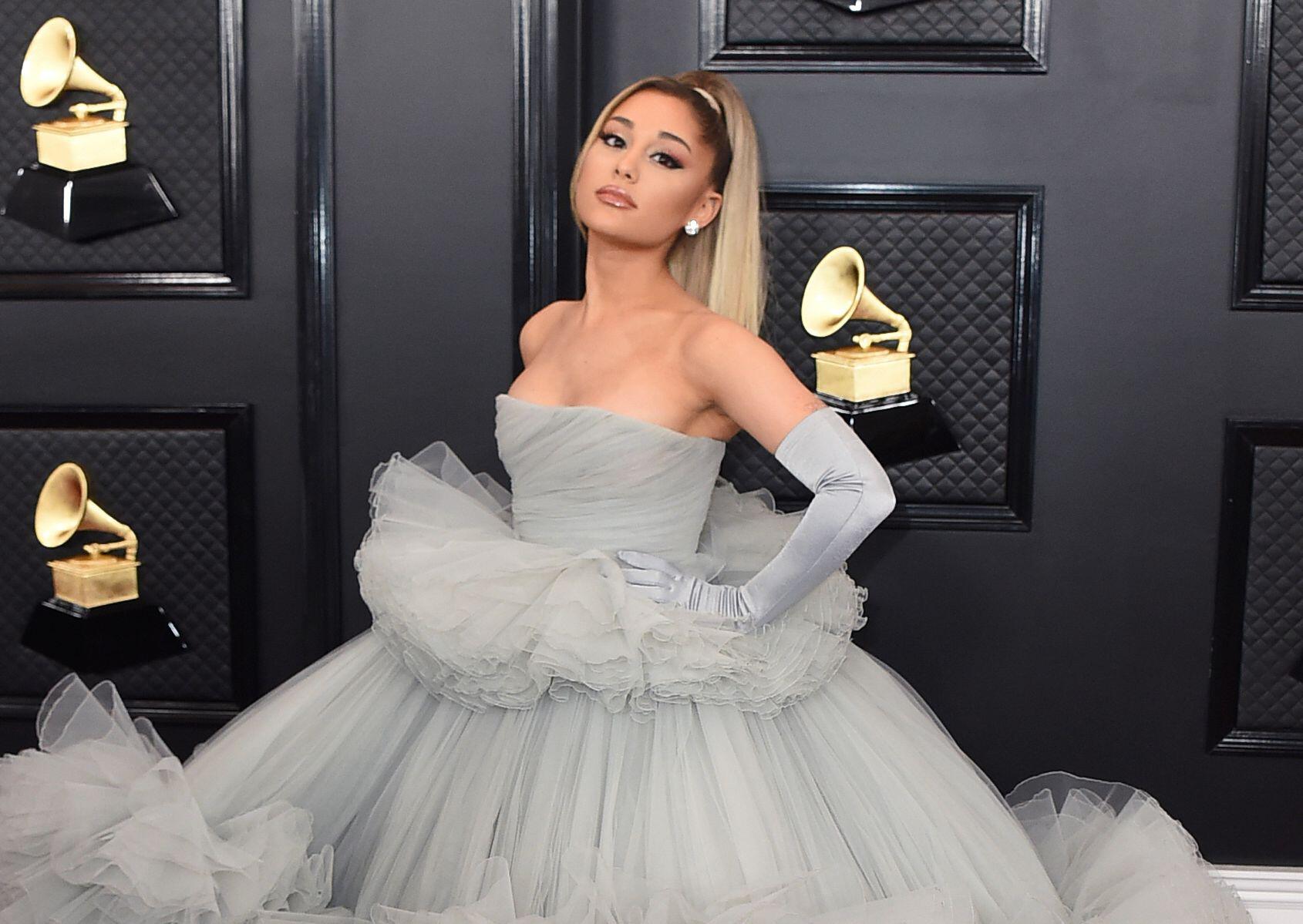 Ariana Grande Splits From Her Husband Dalton Gomez, According To ...