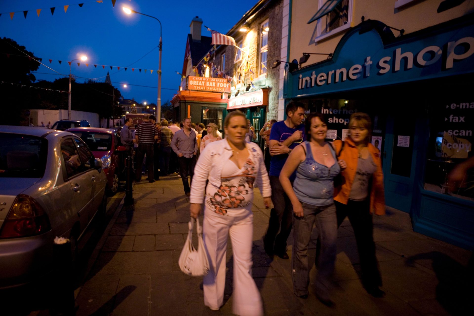 Lisdoonvarna hosts an annual Matchmakers Festival and draws singles from all over the world. 