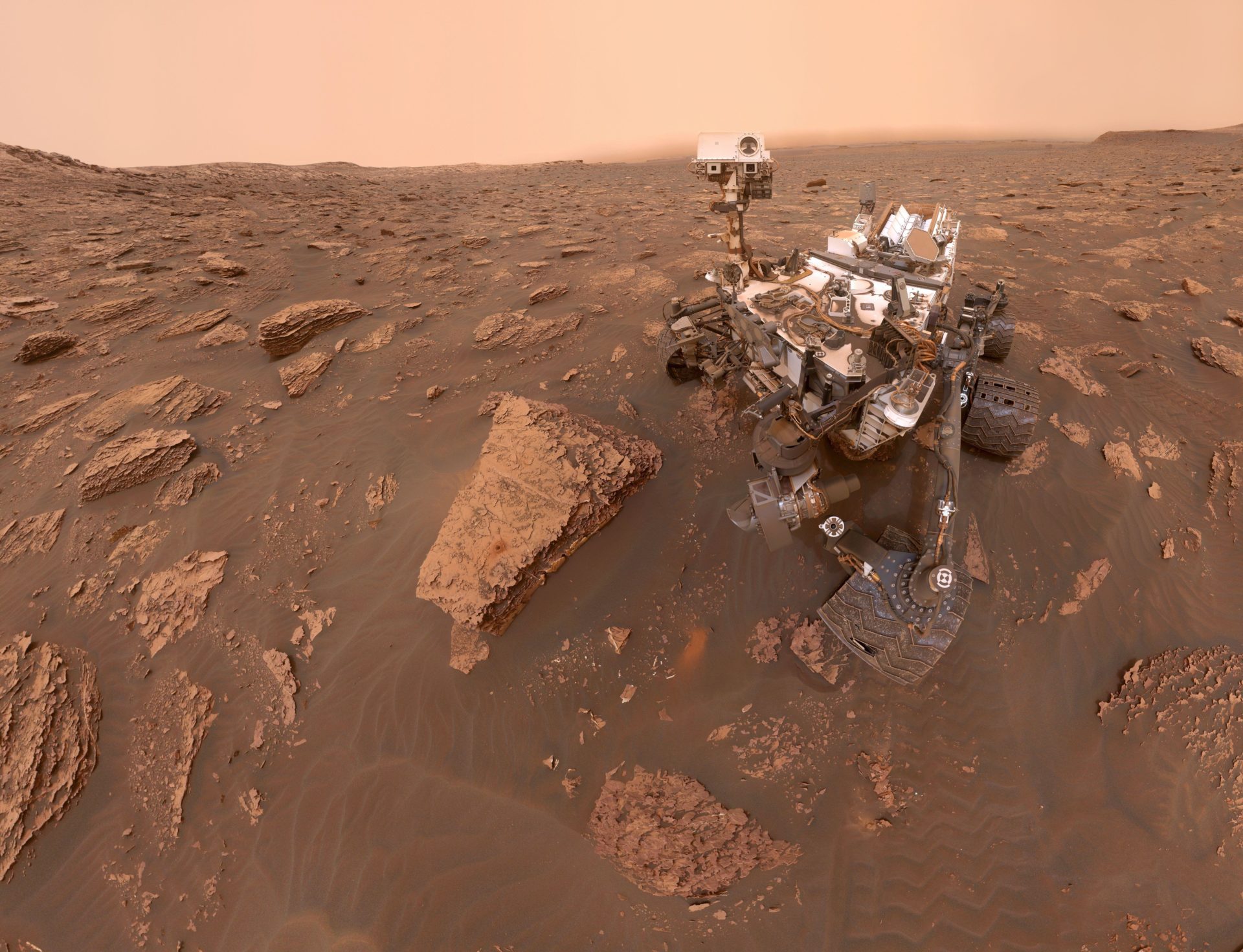 Curiosity Mars Rover Selfie (Martian Sol 2082 - June 15, 2018, Earth time).