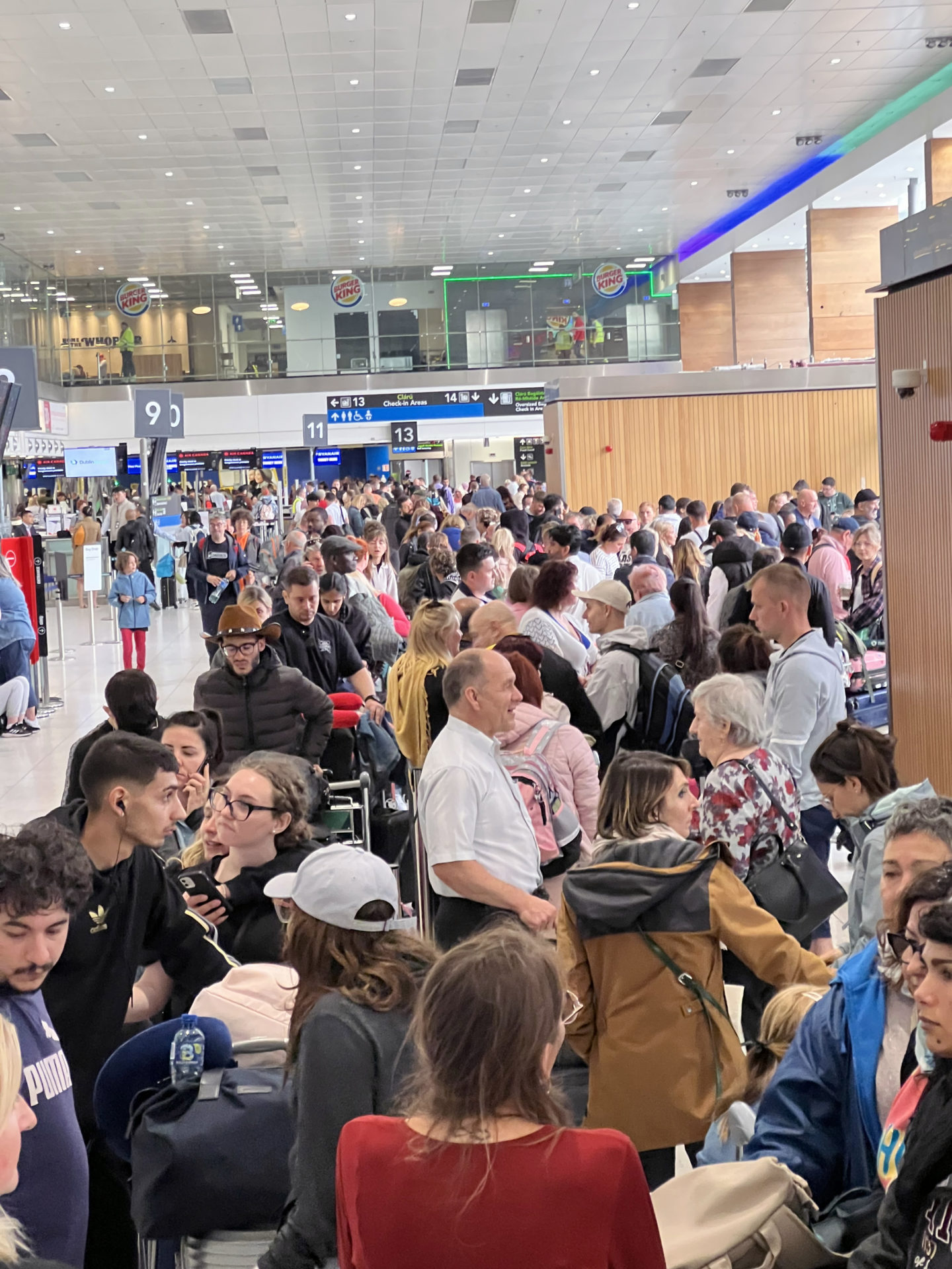 Thousands of passengers are stranded in Dublin airport. 29/08/2023. Photo: Sasko Lazarov