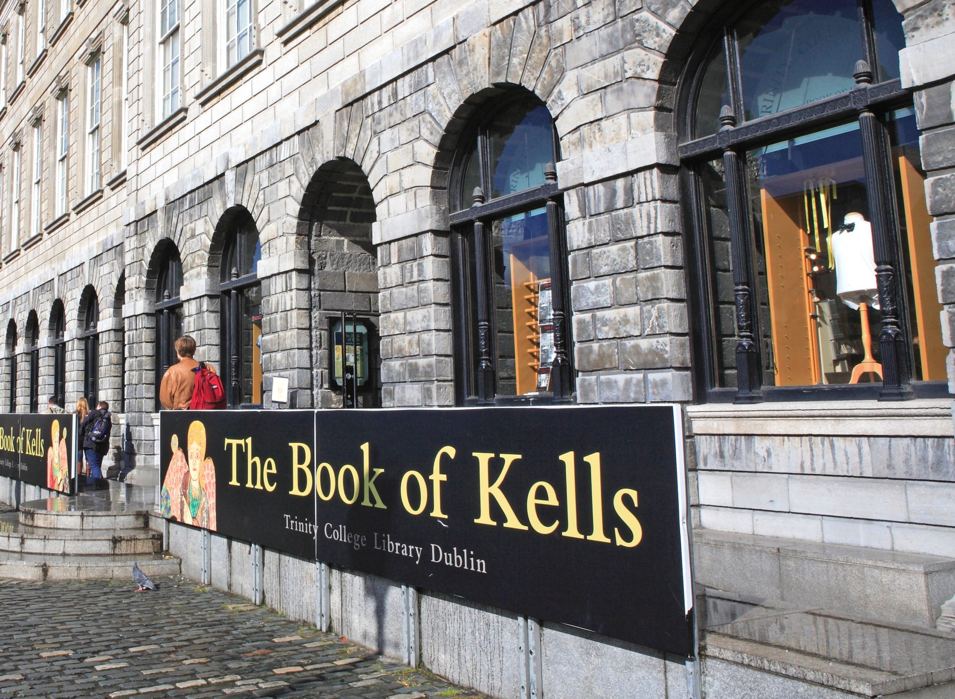The entrance to the Book Of Kells at Trinity College Dublin in 2007. Image: Pictures Colour Library / Alamy Stock Photo