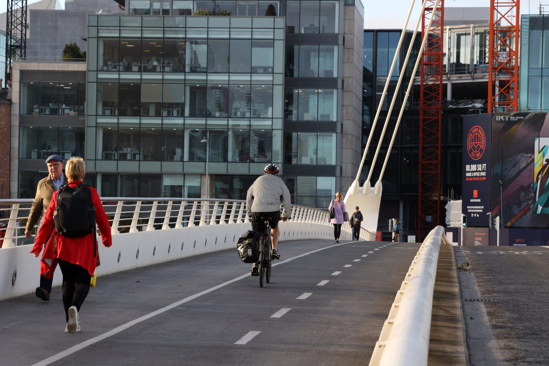 People walking and cycling to work in Dublin city in September 2021. 