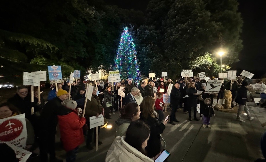Residents protest over Dublin Airport plans - 'The planes ruined our Christmas' - Vimarsana News