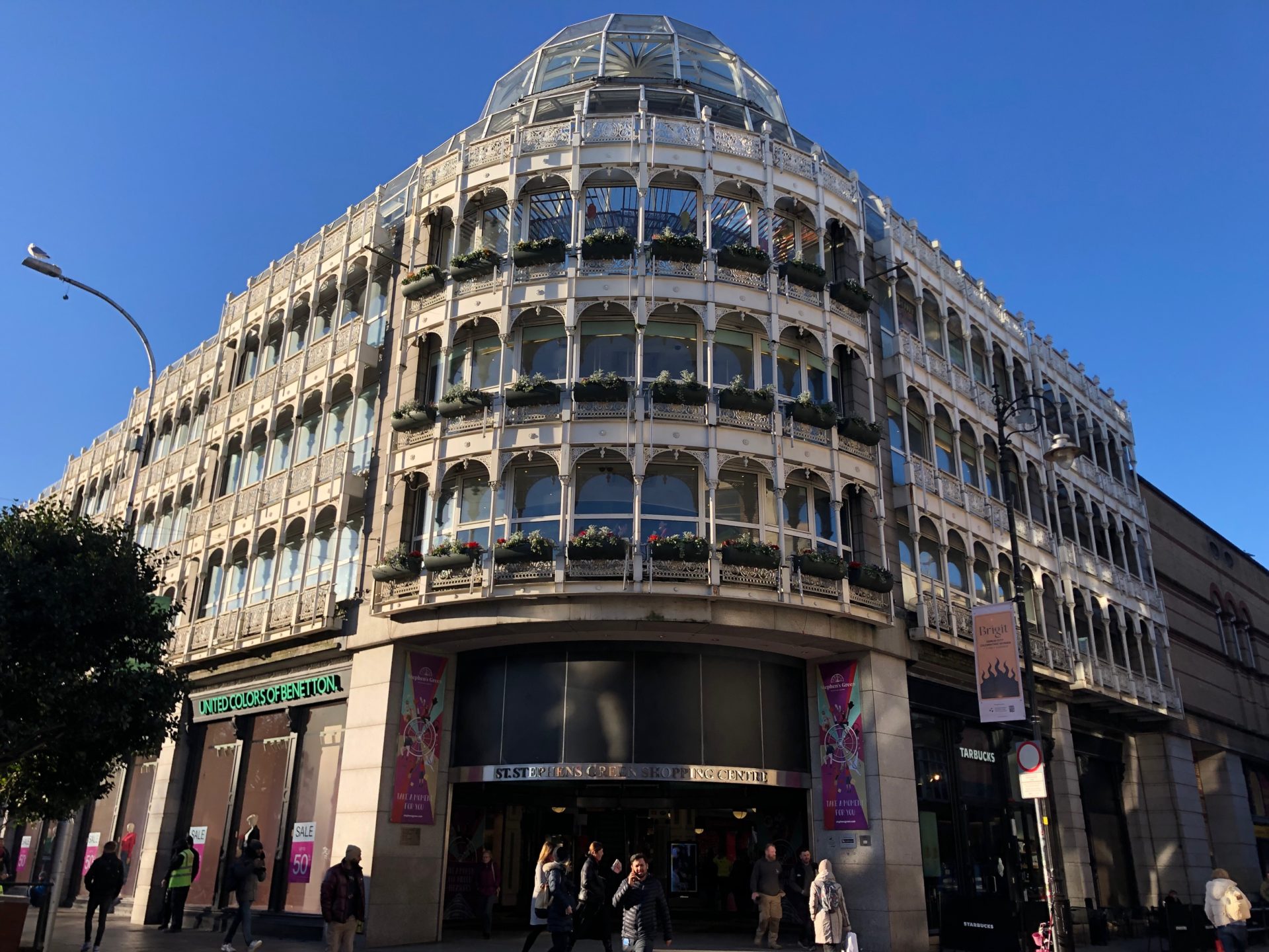 Over 7,000 Sign Petition Calling For Stephen's Green Shopping Centre To Be Protected - Vimarsana News