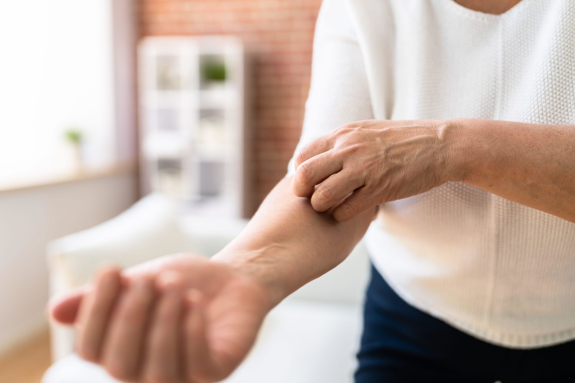 Luke O'Neill: Could medication stop itching? - Vimarsana News