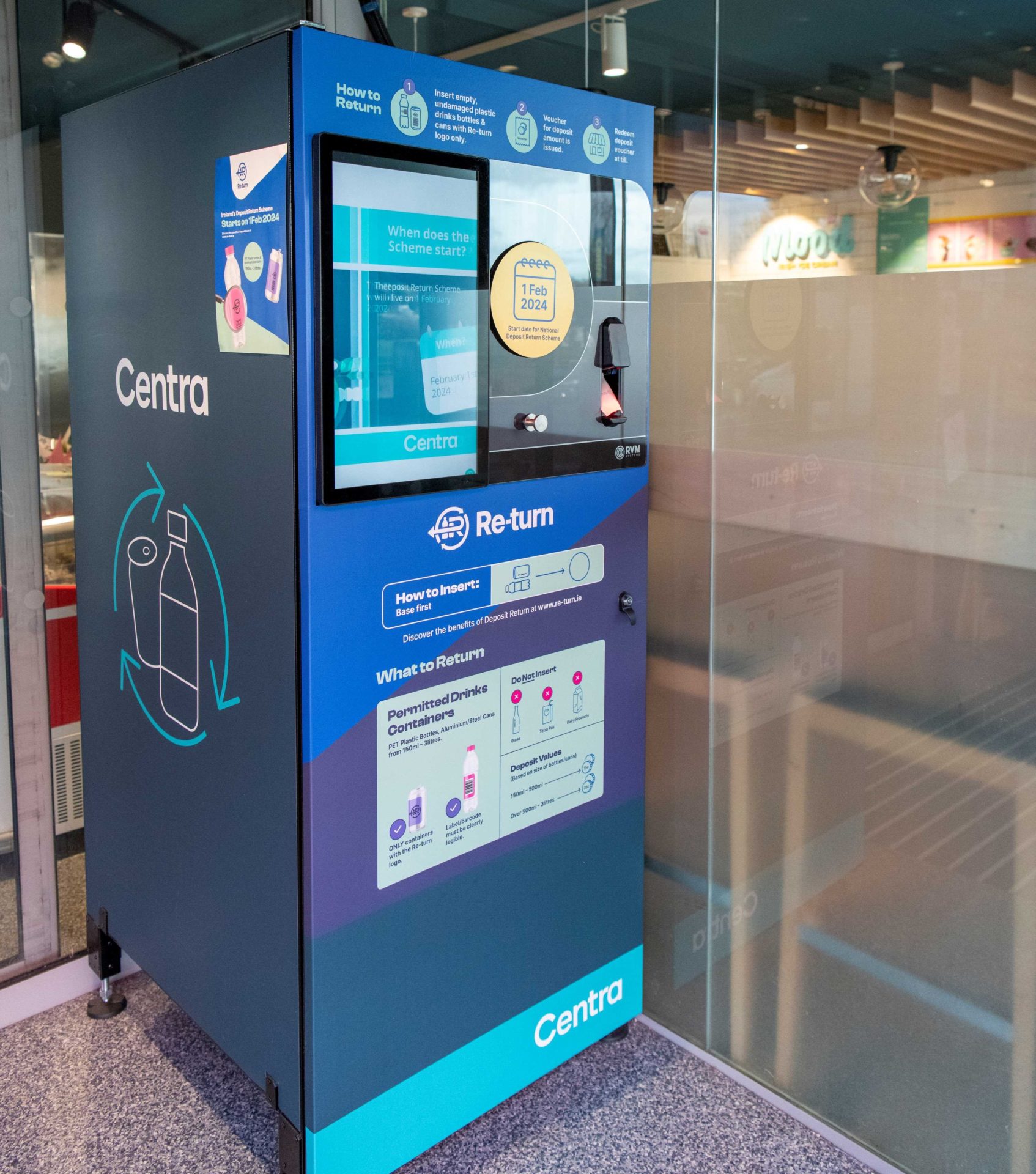 An example of a Reverse Vending Machine in a Centra shop