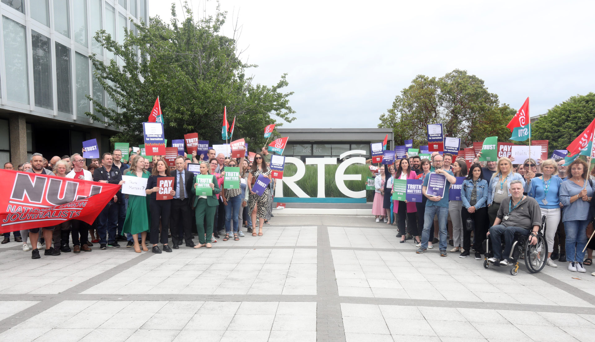 RTÉ staff protest