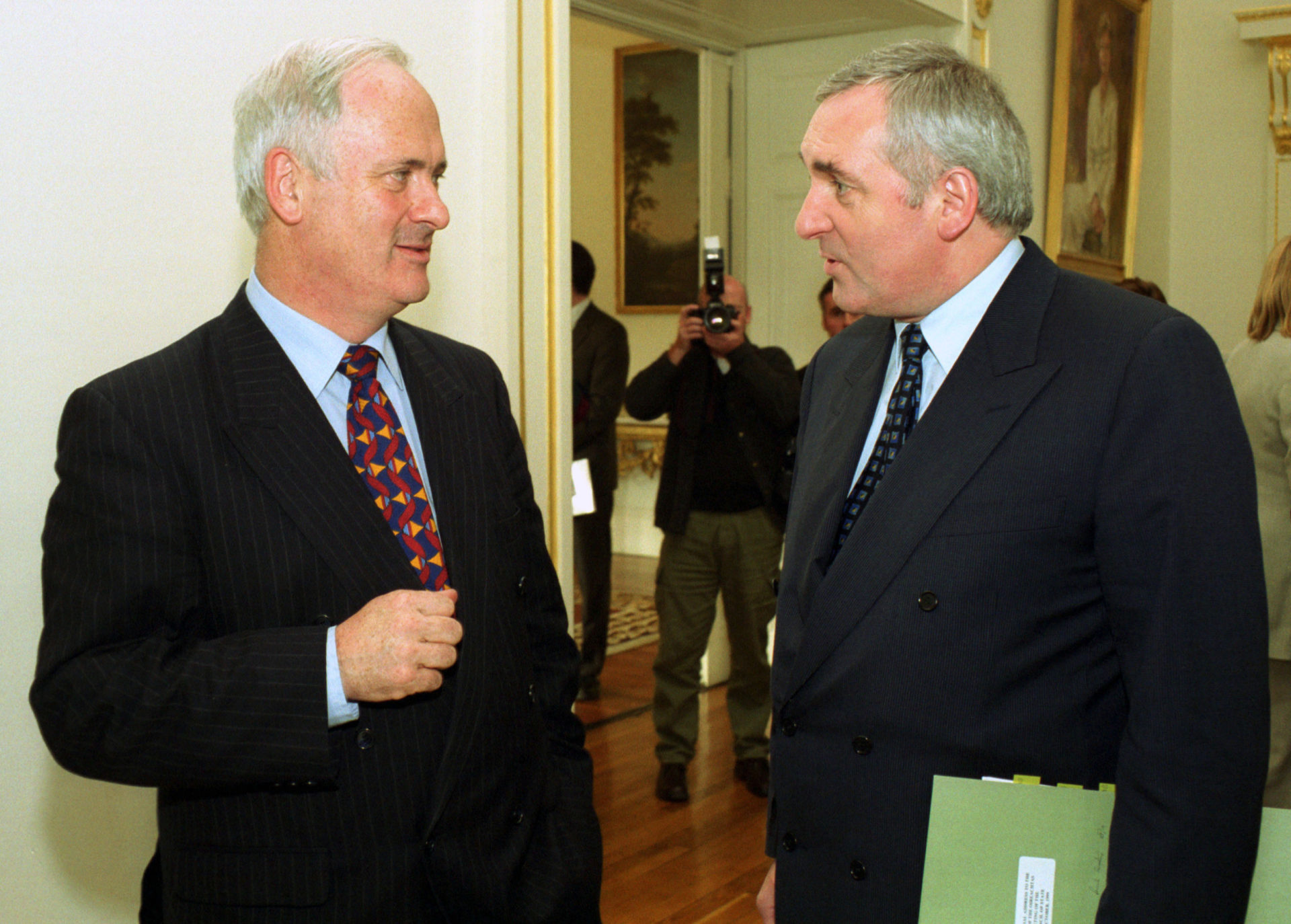 File photo shows John Bruton talking to Bertie Ahern before a meeting of the Council of State at Aras an Uachtaráin , 28-10-99