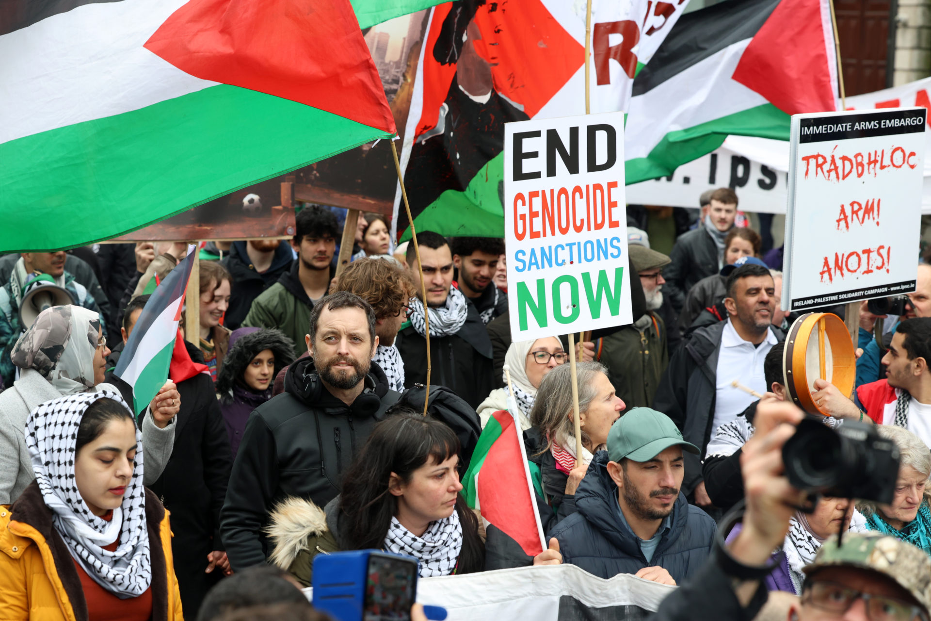 Over 10,000 attend National Demonstration for Palestine in Dublin ...