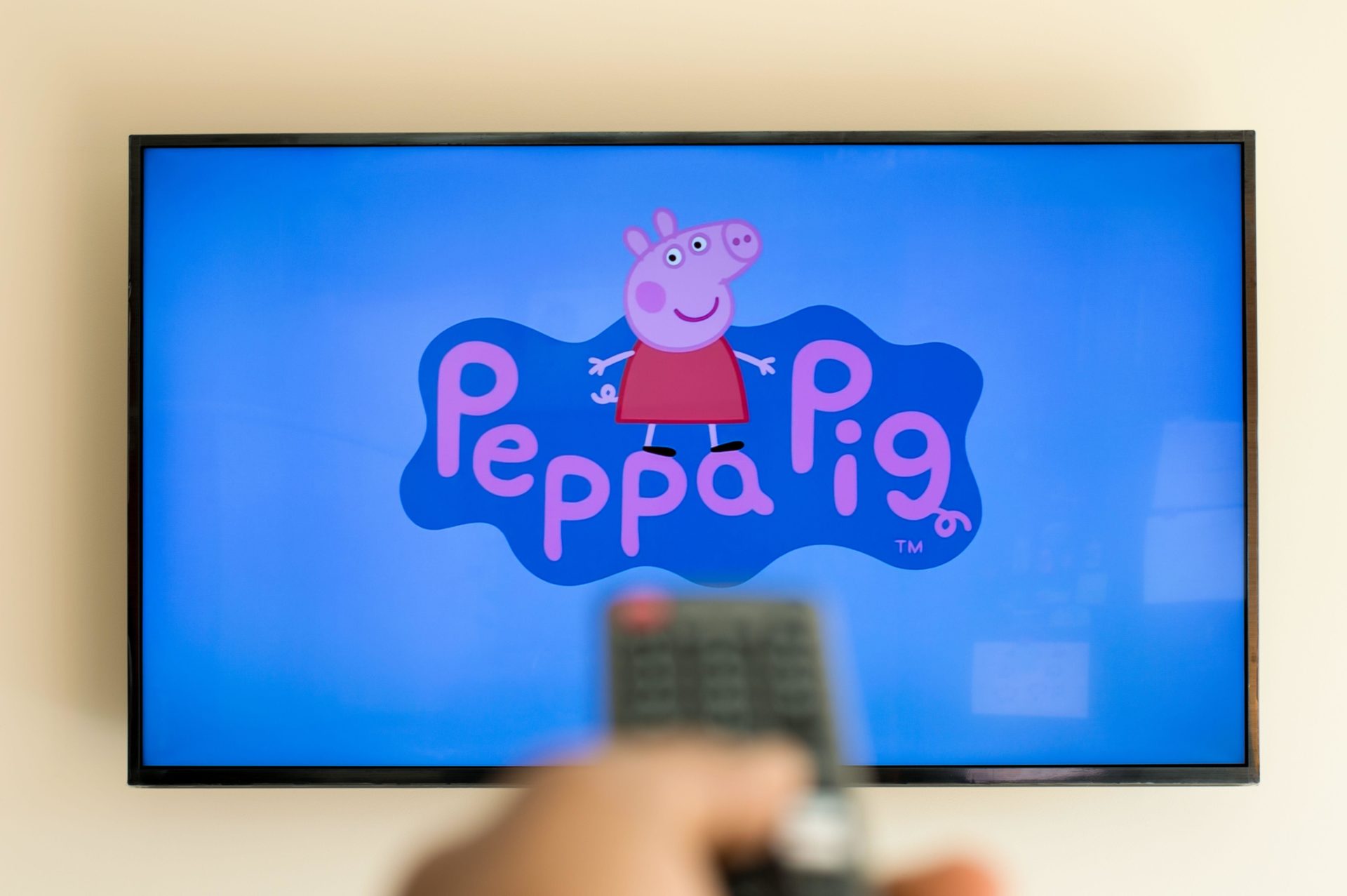 ‘She fat shames her dad’ – Is Peppa Pig making children rude?