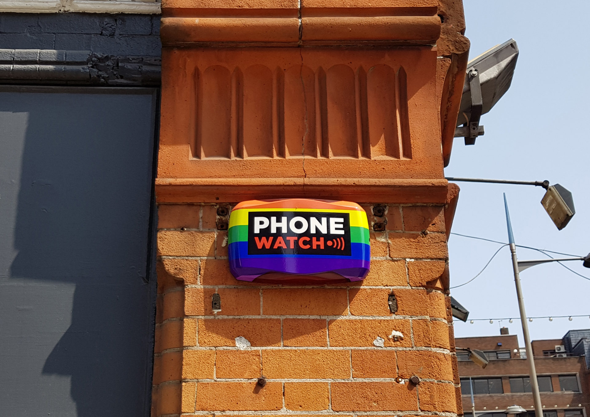 A PhoneWatch alarm box in Dublin, 28-6-19