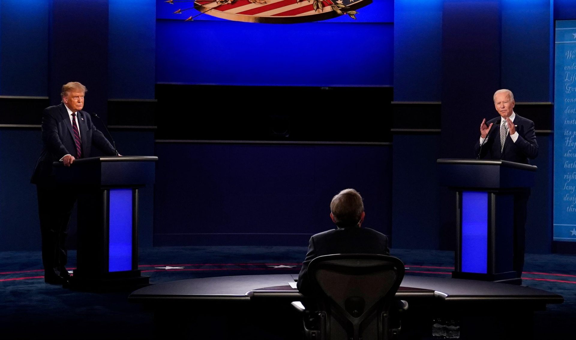 Donald Trump, left, and Joe Biden, right, during a presidential debate in Cleveland, 30-9-20.