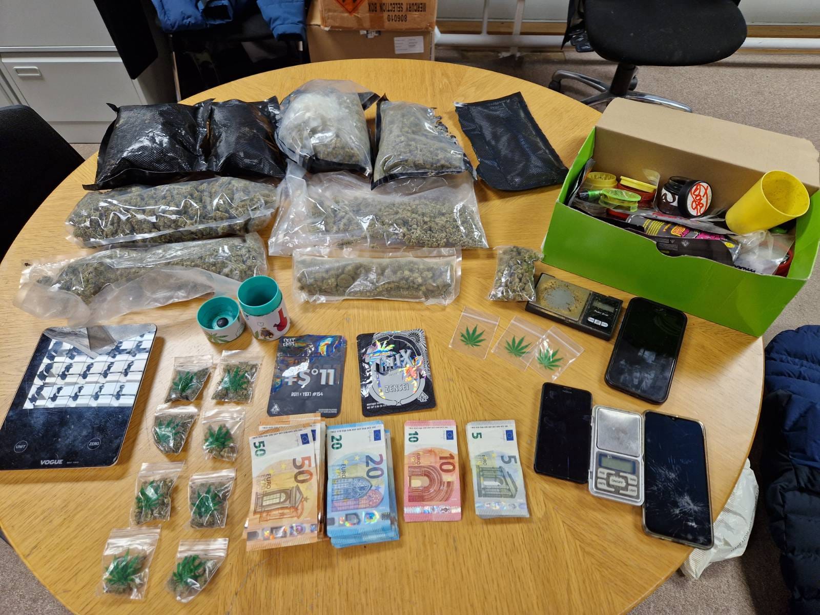 Some of the items seized by Gardaí in Dublin, 14-3-24