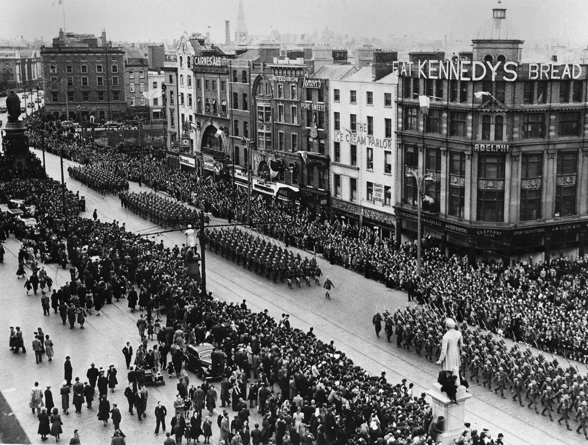 Varadkar hails 75-year Republic anniversary as a 'remarkable achievement' - Vimarsana News