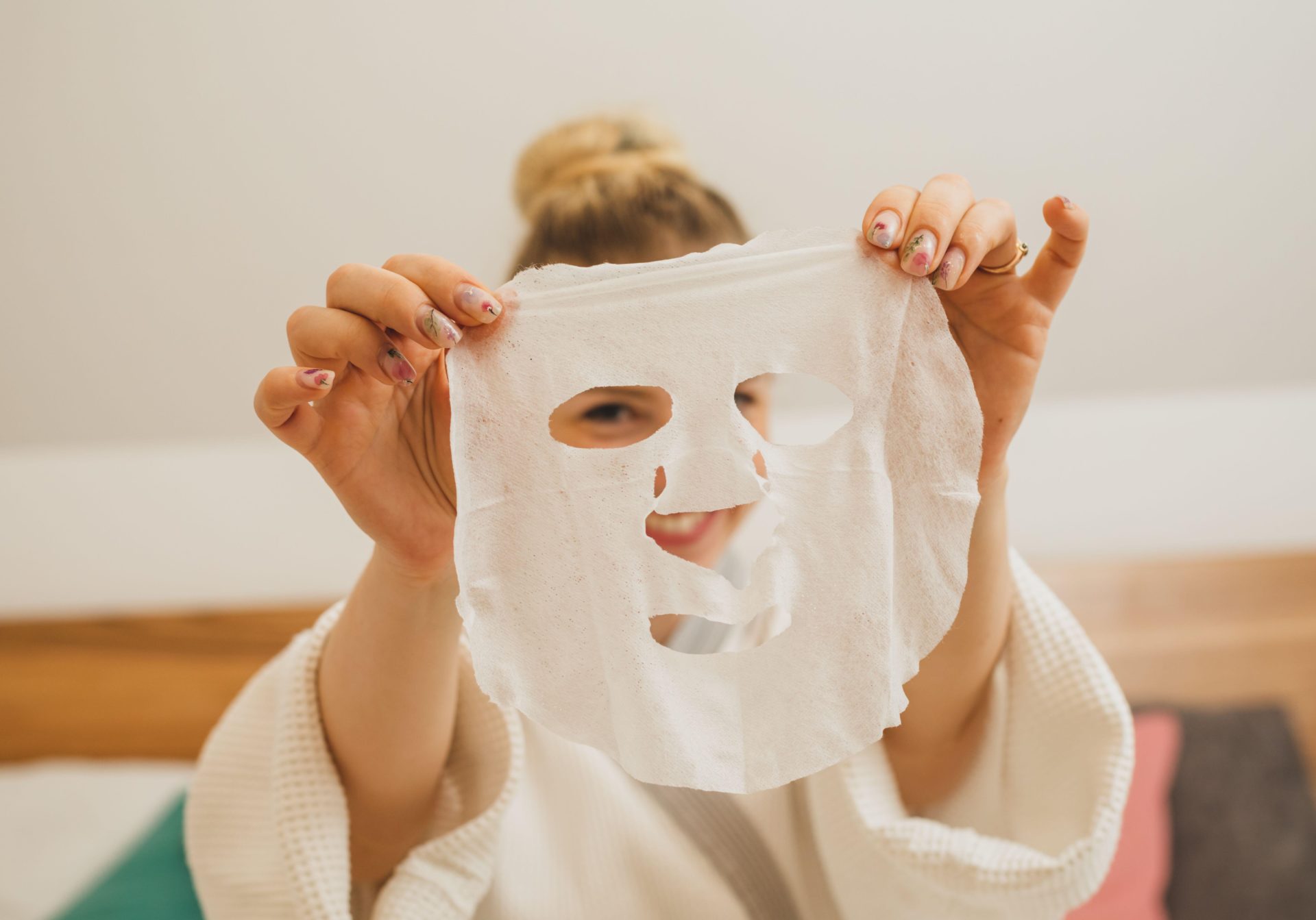 A woman with a skincare face mask, 25-2-22