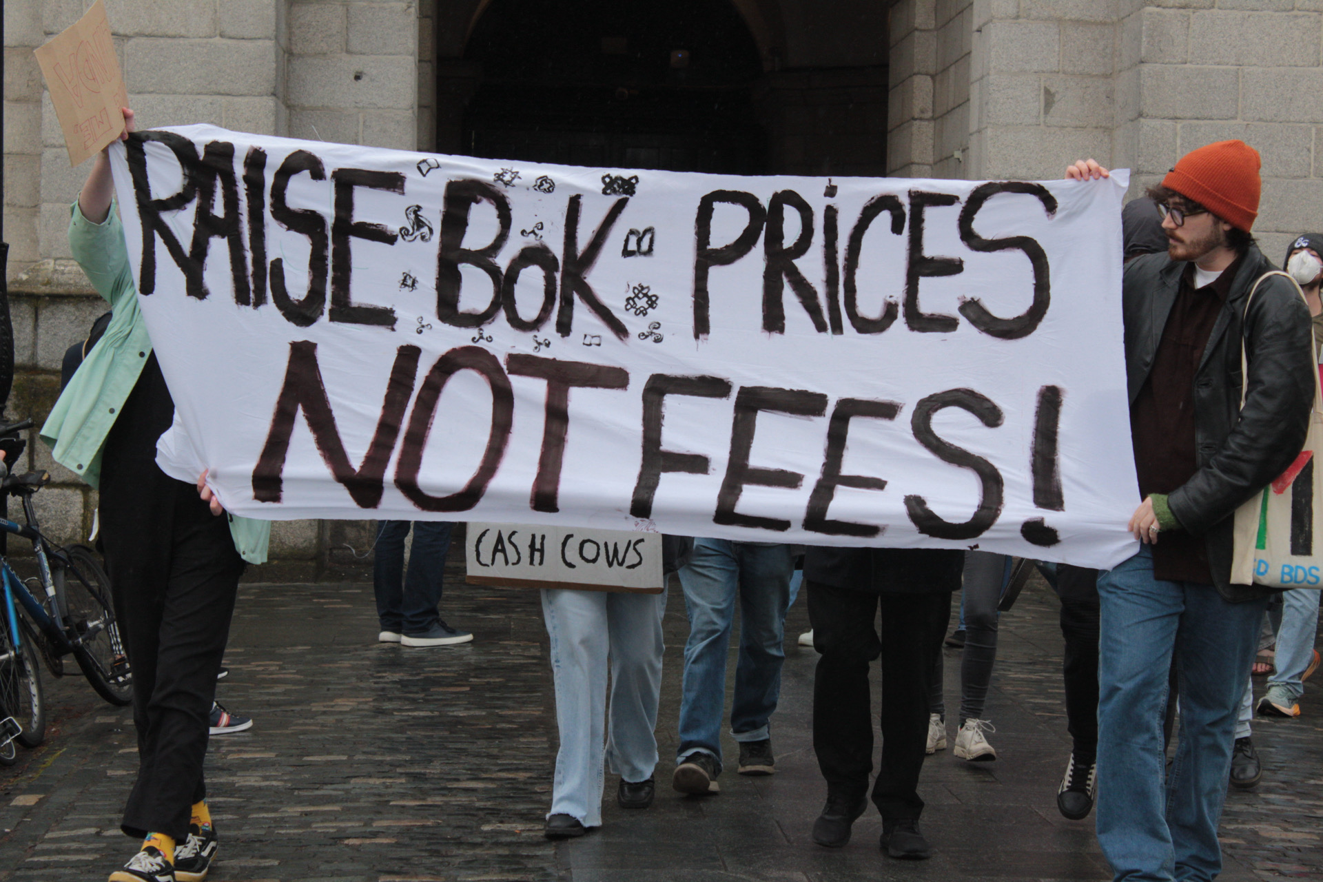 Protestors demanding an increase to the Book of Kells ticket fees, 01/05/2024. Image: Neasa Nic Corcráin/Trinity News