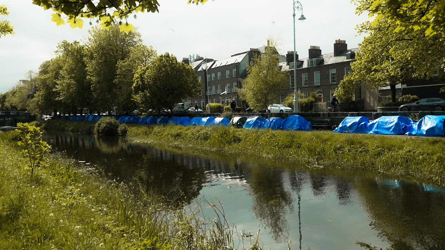 Tents pitched along the Grand Canal in Dublin city, 7-5-24. 