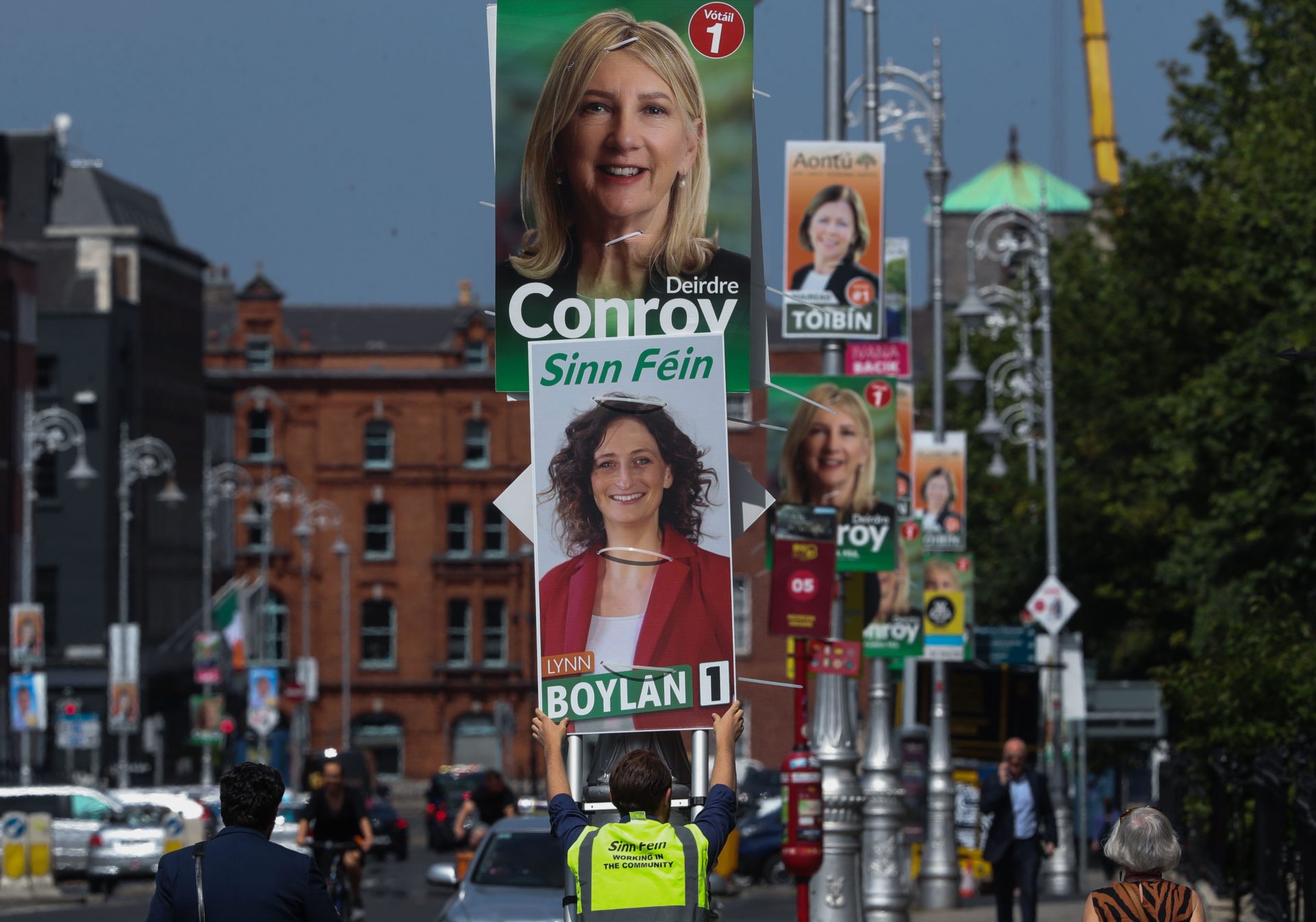 ‘It’s bordering on vandalism’ – Do we need election posters?