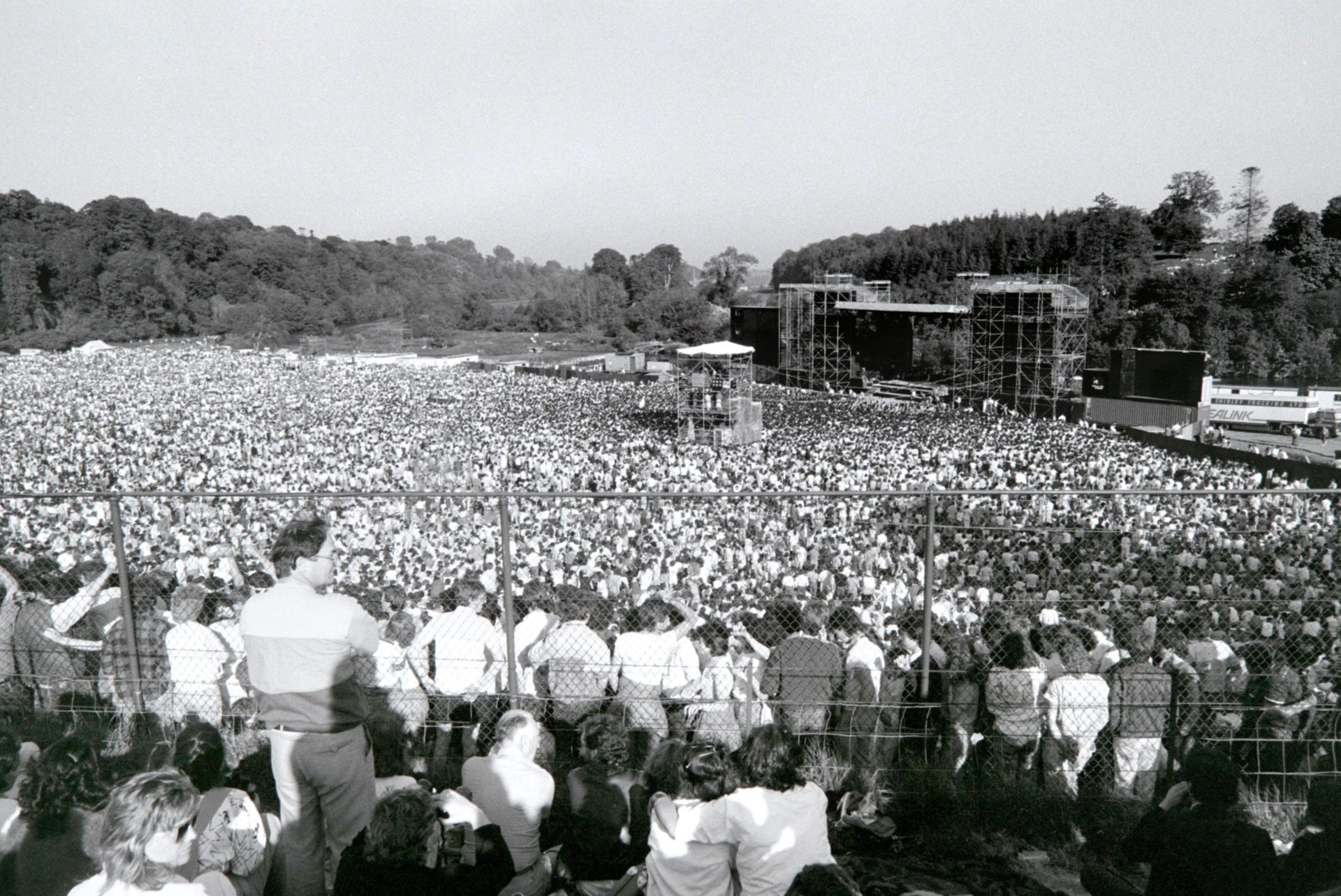 Bruce Springsteen and The E-Streetband performing in  Slane Castle in, Ireland. 01-06-1985. Image: Gerard van Bree / Alamy Stock Photo 
