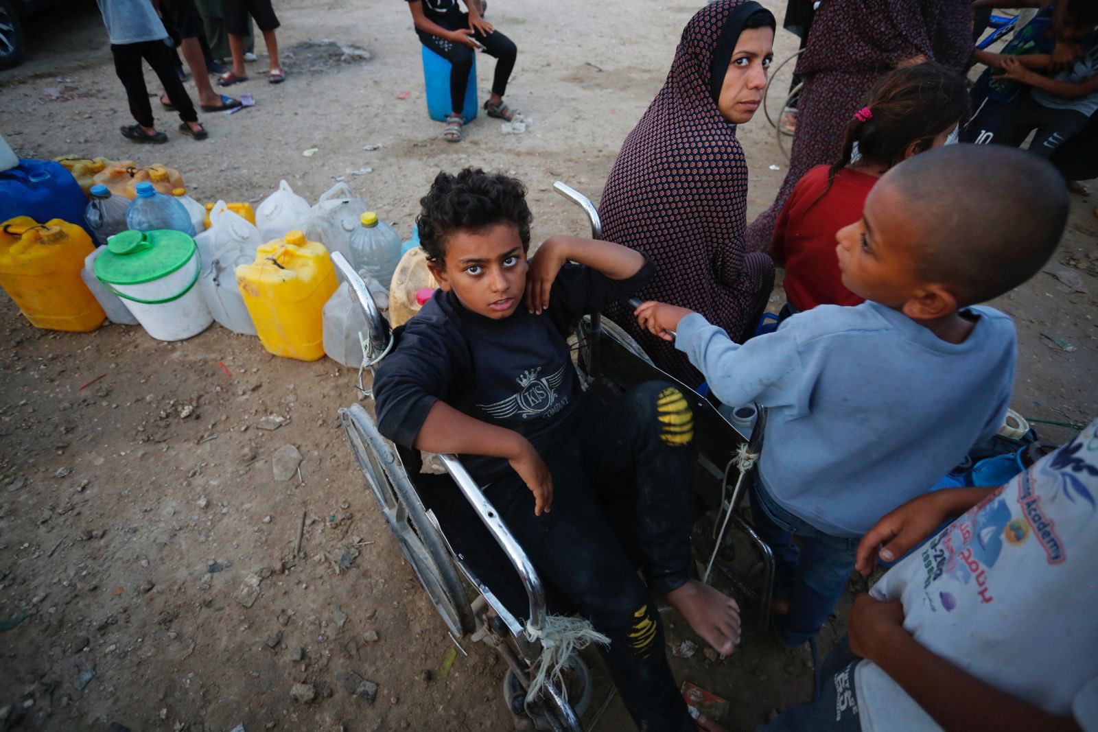 Children are seen in Rafah in Palestine, 28-5-24