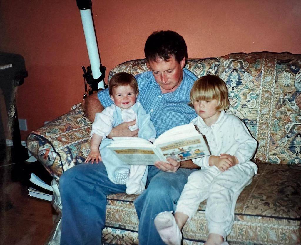 Sisters Sarah and Jennifer O’Duffy with their father Conor