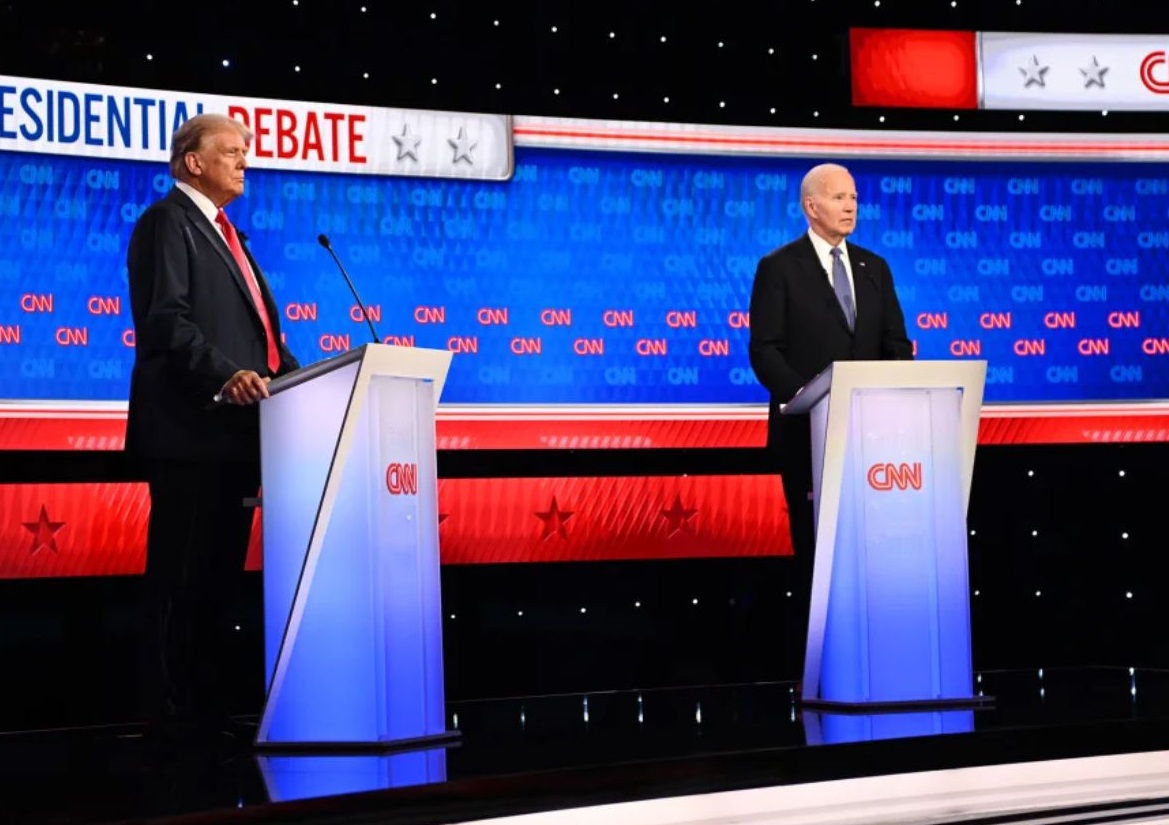 Donald Trump and Joe Biden take part in the 2024 CNN Presidential Debate in Atlanta, 27-6-24. Image