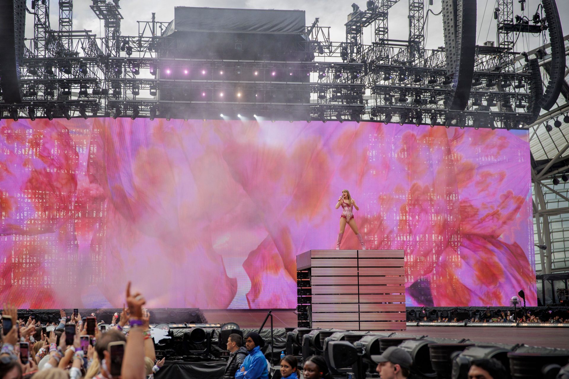 Taylor Swift performing 'The Eras Tour' in Dublin, 28/06/2024.