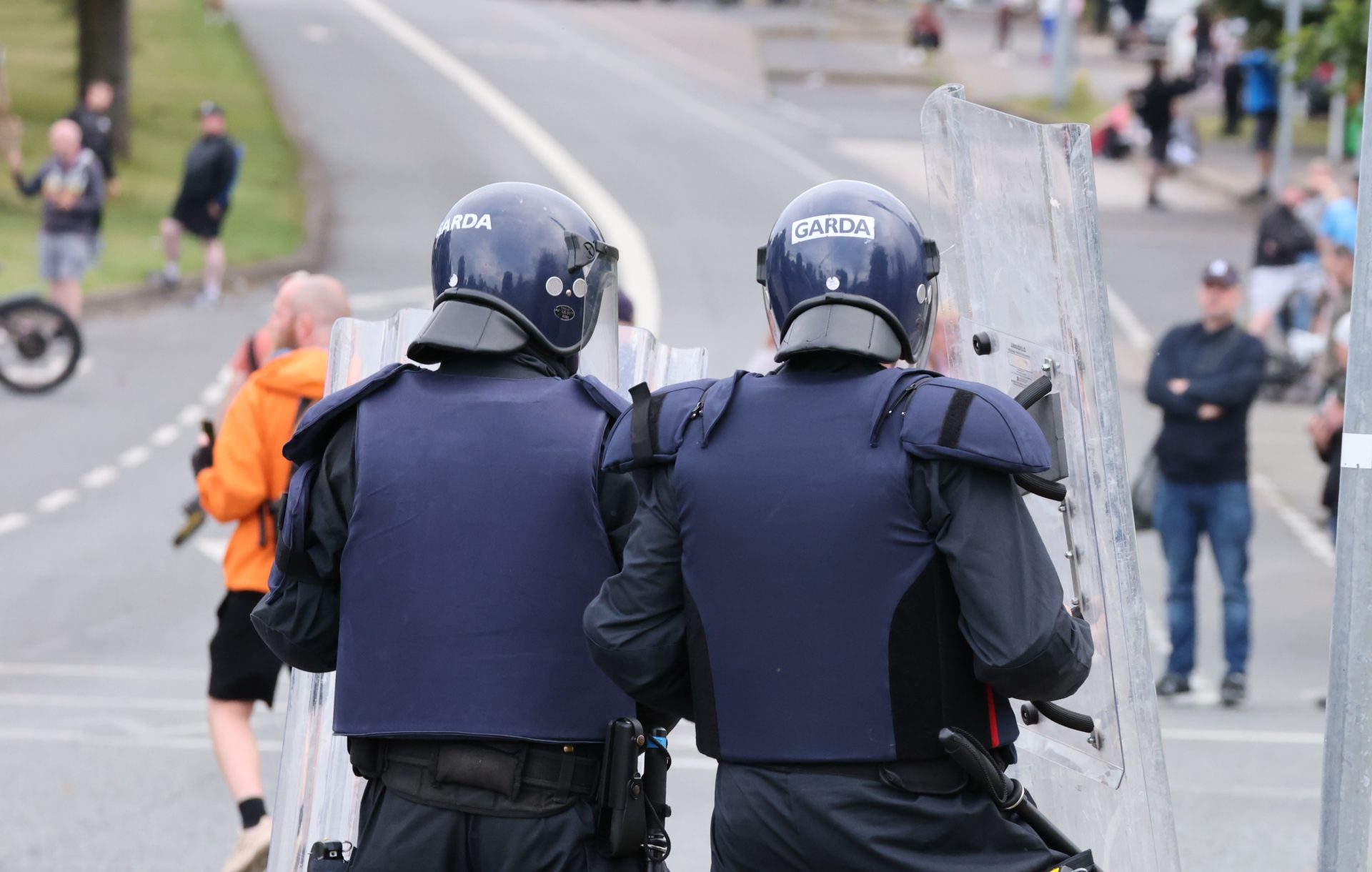 Gardaí at the scene of protests at Coolock,, Co Dublin. Image: Rolling News