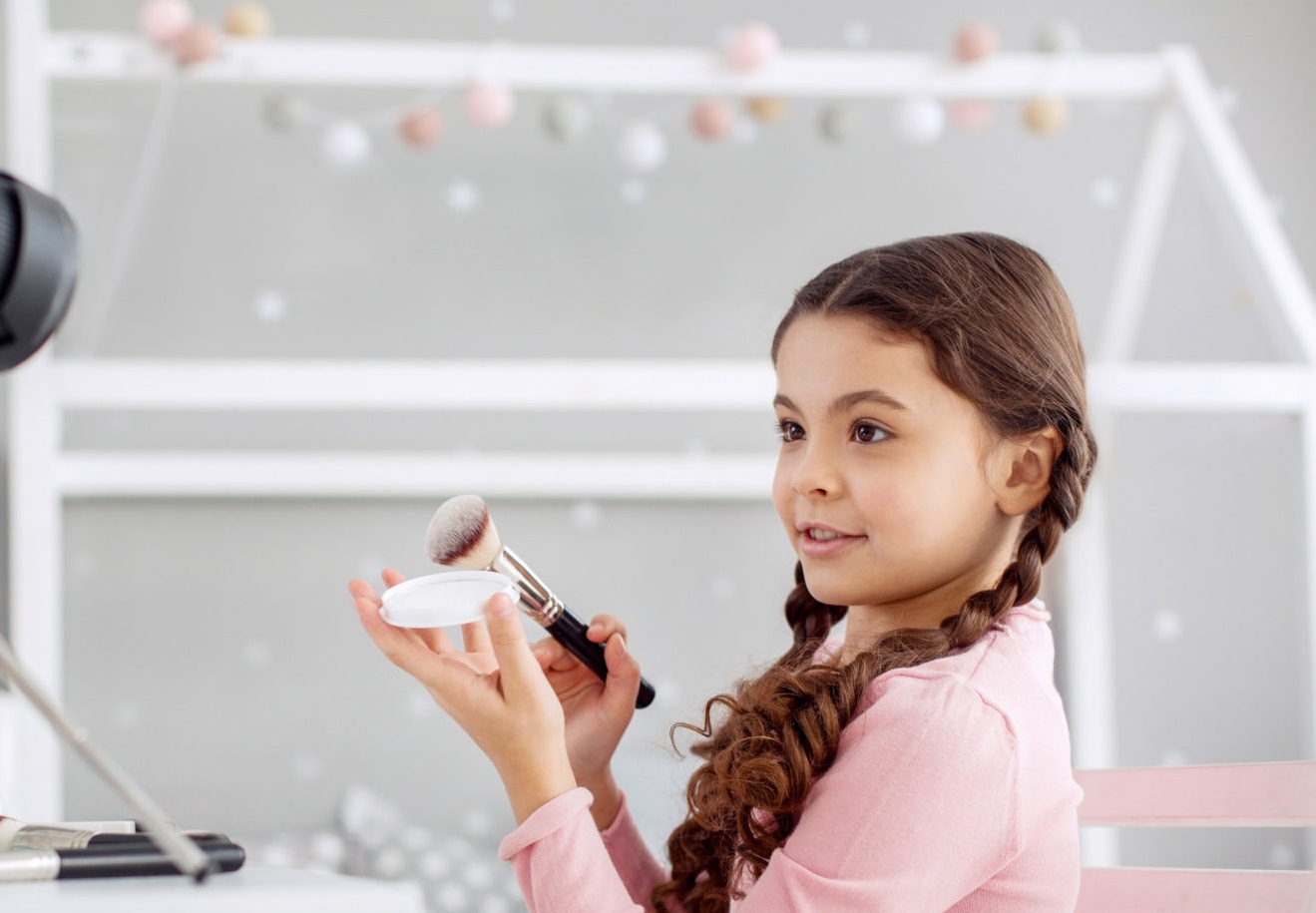 A girl reviewing make-up as part of a skincare routine, 1-2-18.