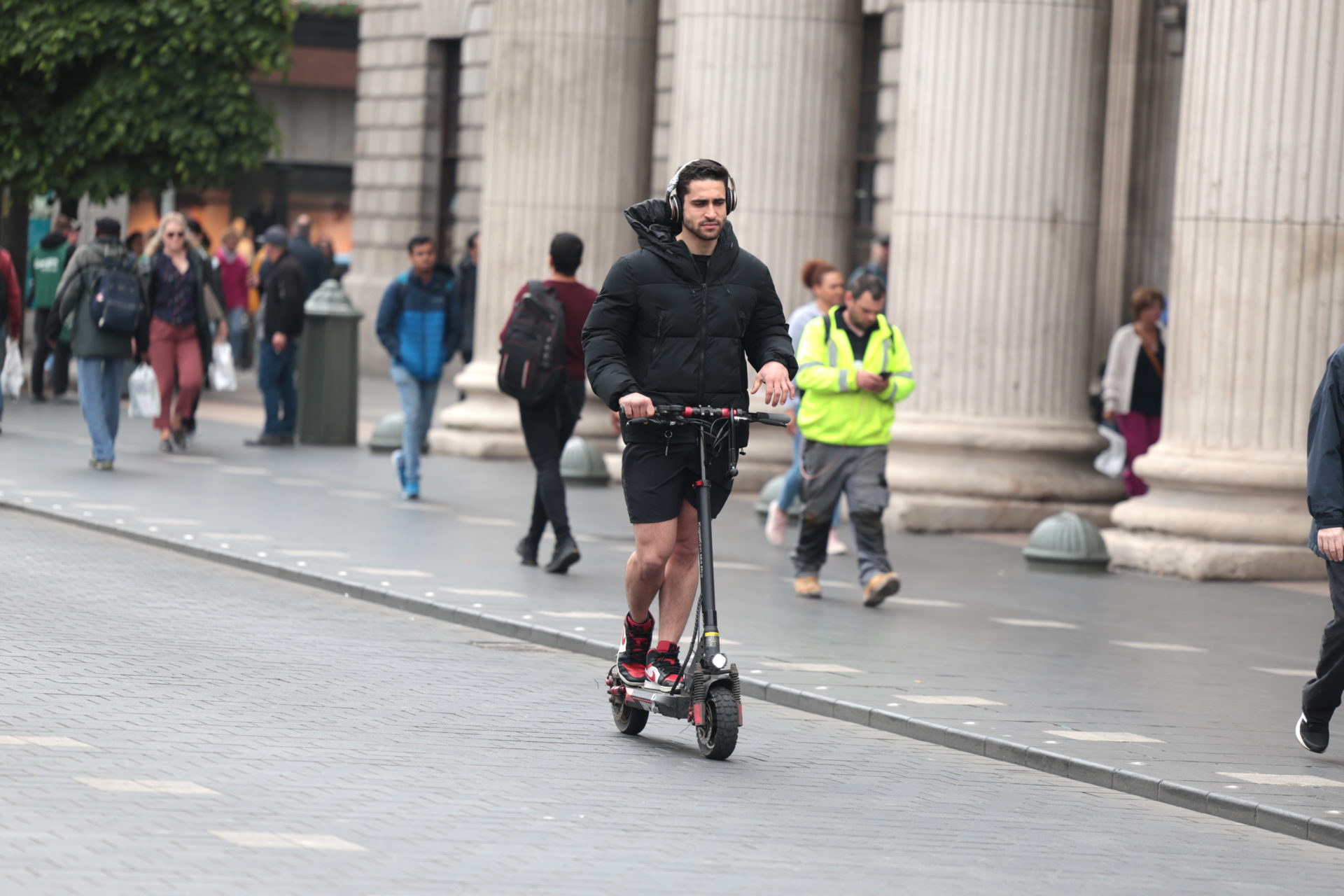 E-scooters in Dublin city centre. Photographer: Leah Farrell / RollingNews.ie