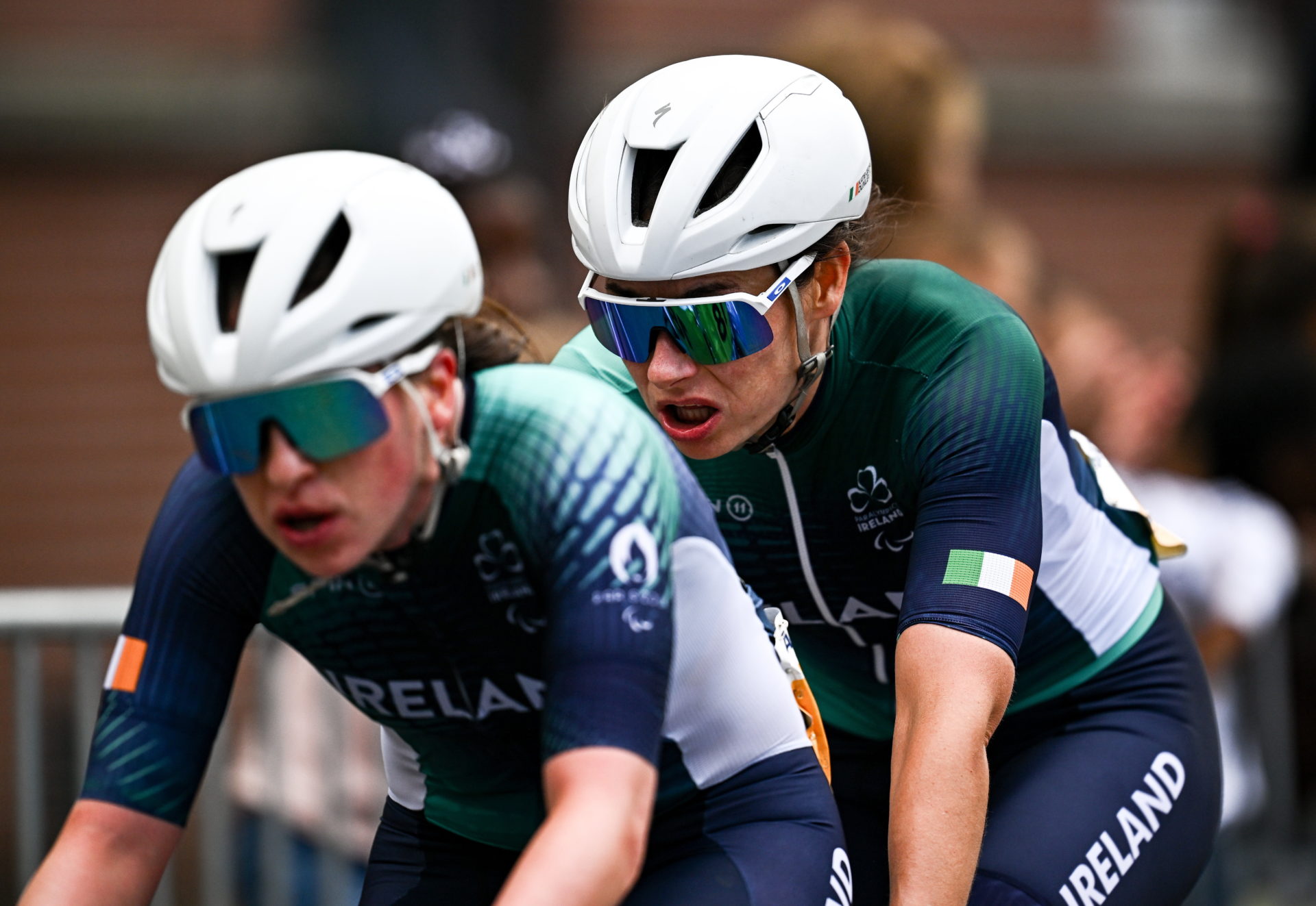 Katie-George Dunlevy and pilot Linda Kelly of Ireland during the Women's B road race at the Paralympics. Image: Harry Murphy/Sportsfile