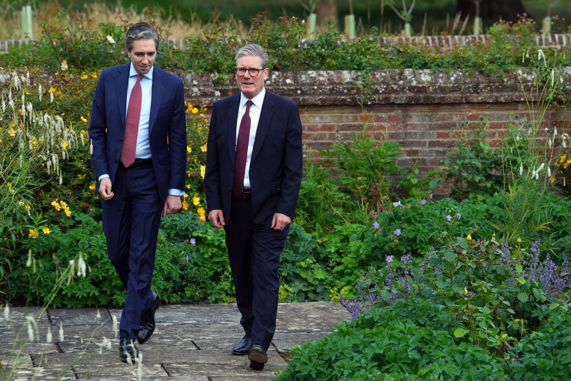 Simon Harris and Keir Starmer at Farmleigh House. Image: PA Images/Alamy Stock Photo