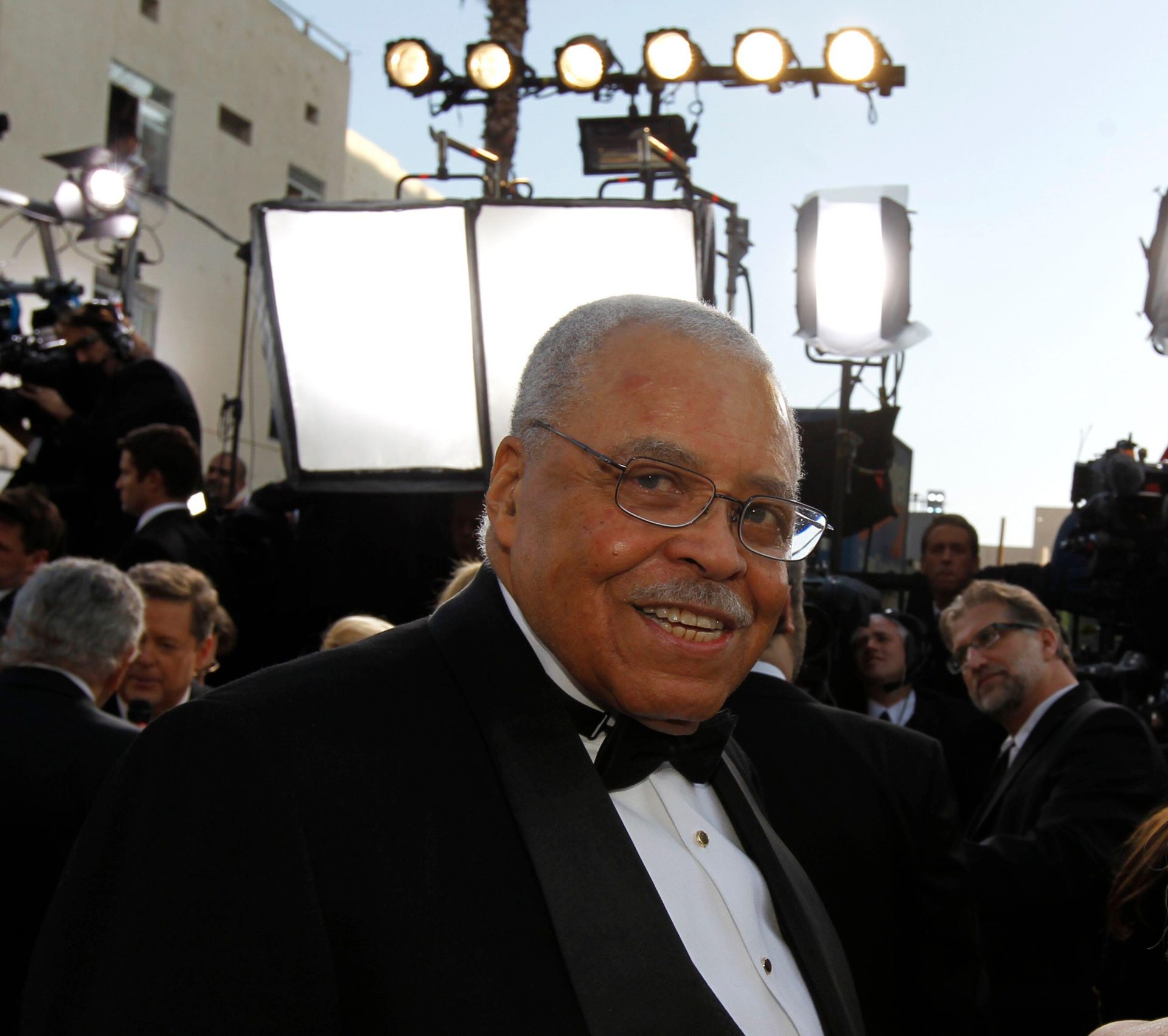 James Earl Jones arrives for the 84th Academy Awards in Los Angeles, 26-2-12. 