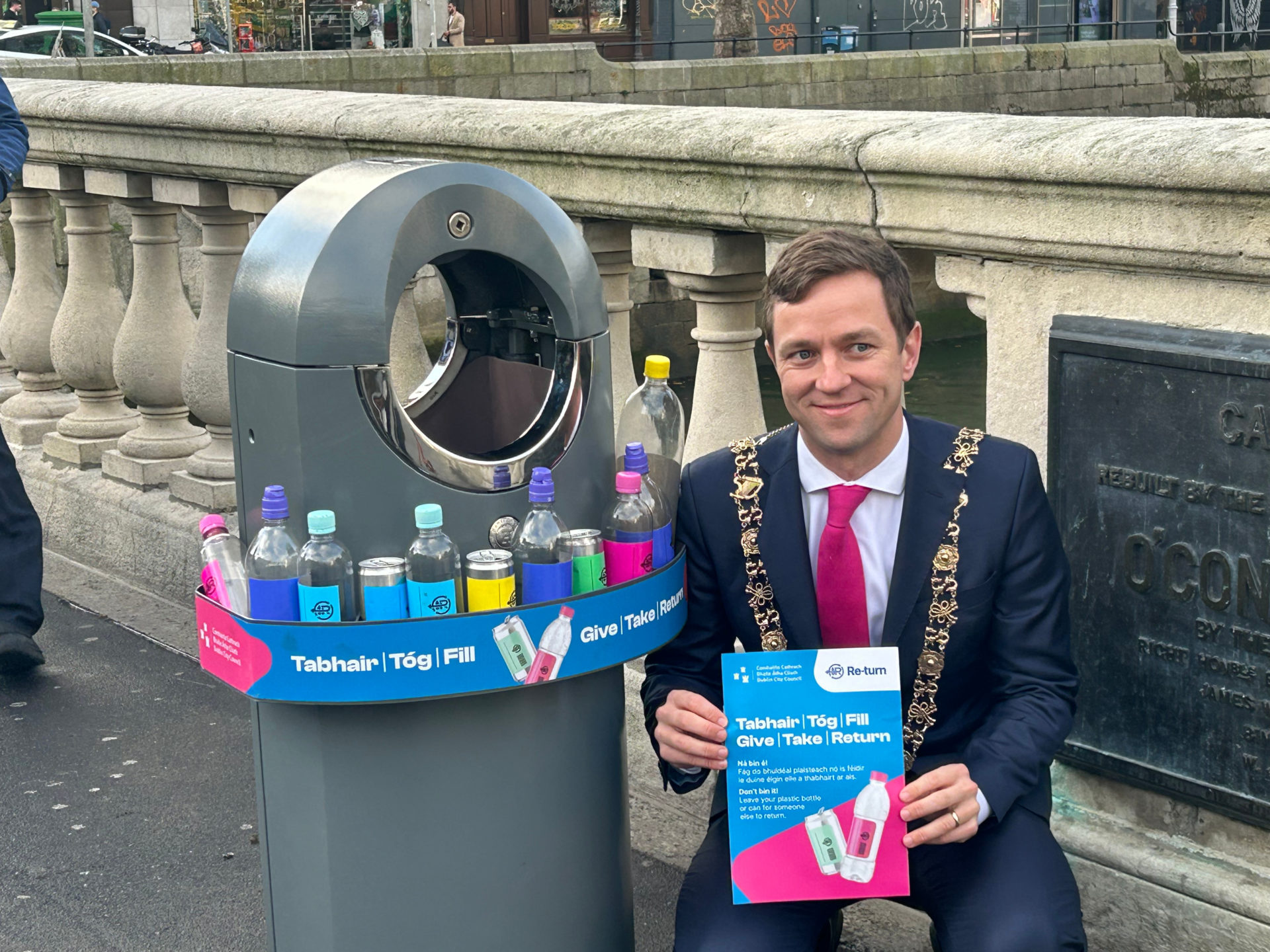 Dublin Lord Mayor James Geoghegan launches the new Bin Surround scheme