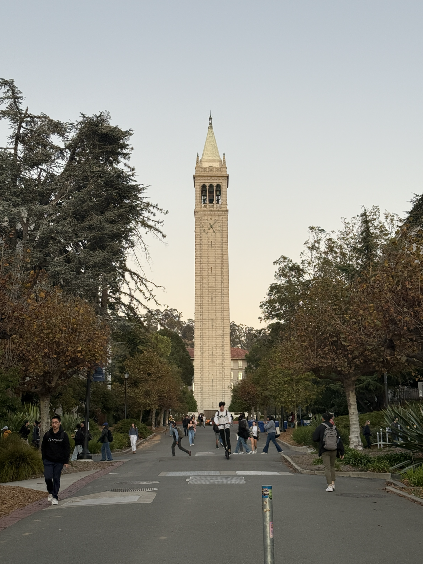 Students on campus at the University of California. Image: Barry Whyte/Newstalk