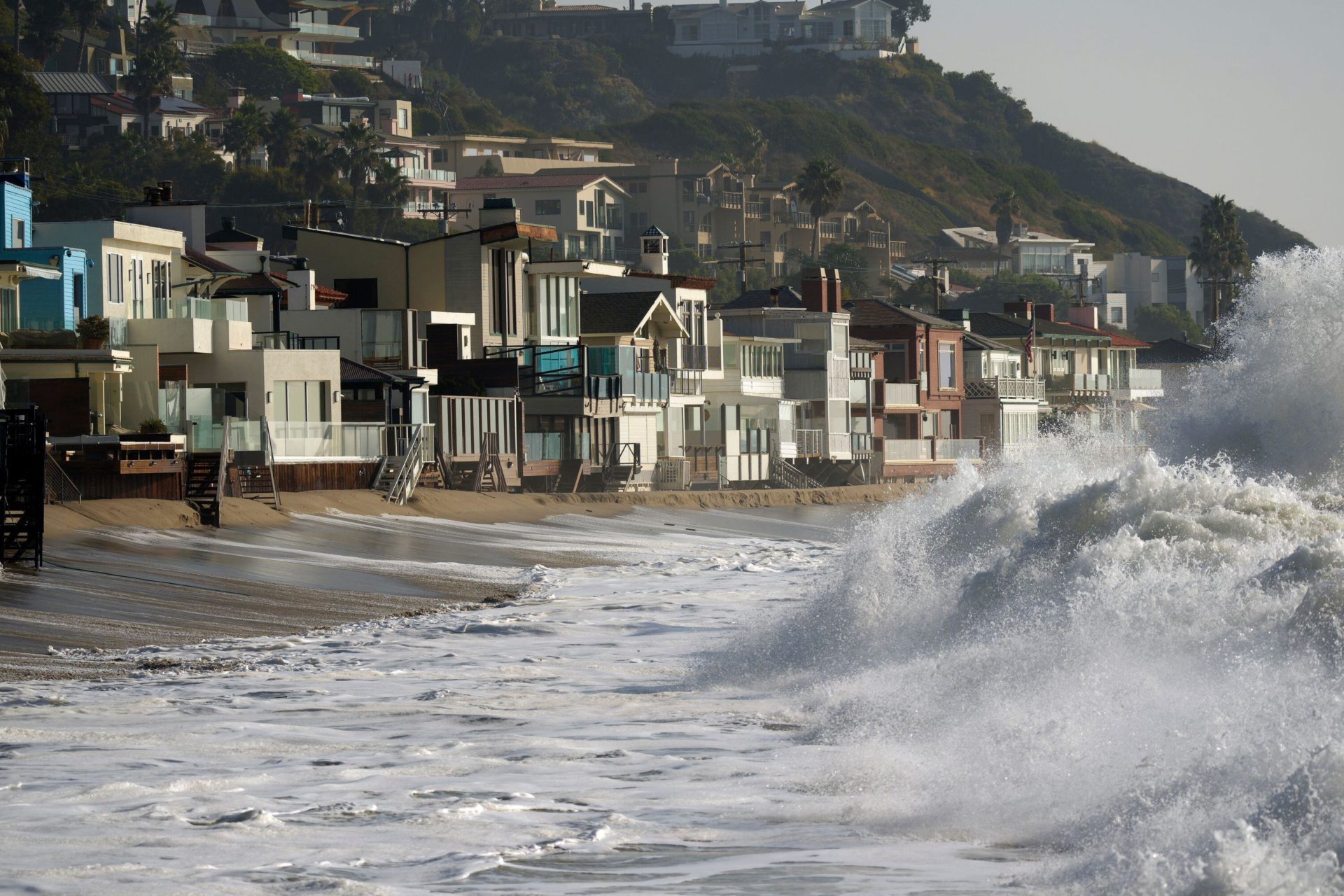 Tsunami Warning Issued For California After 7 0 Magnitude Earthquake Tsunami Warning Issued For California After 7 0 Magnitude Earthquake
