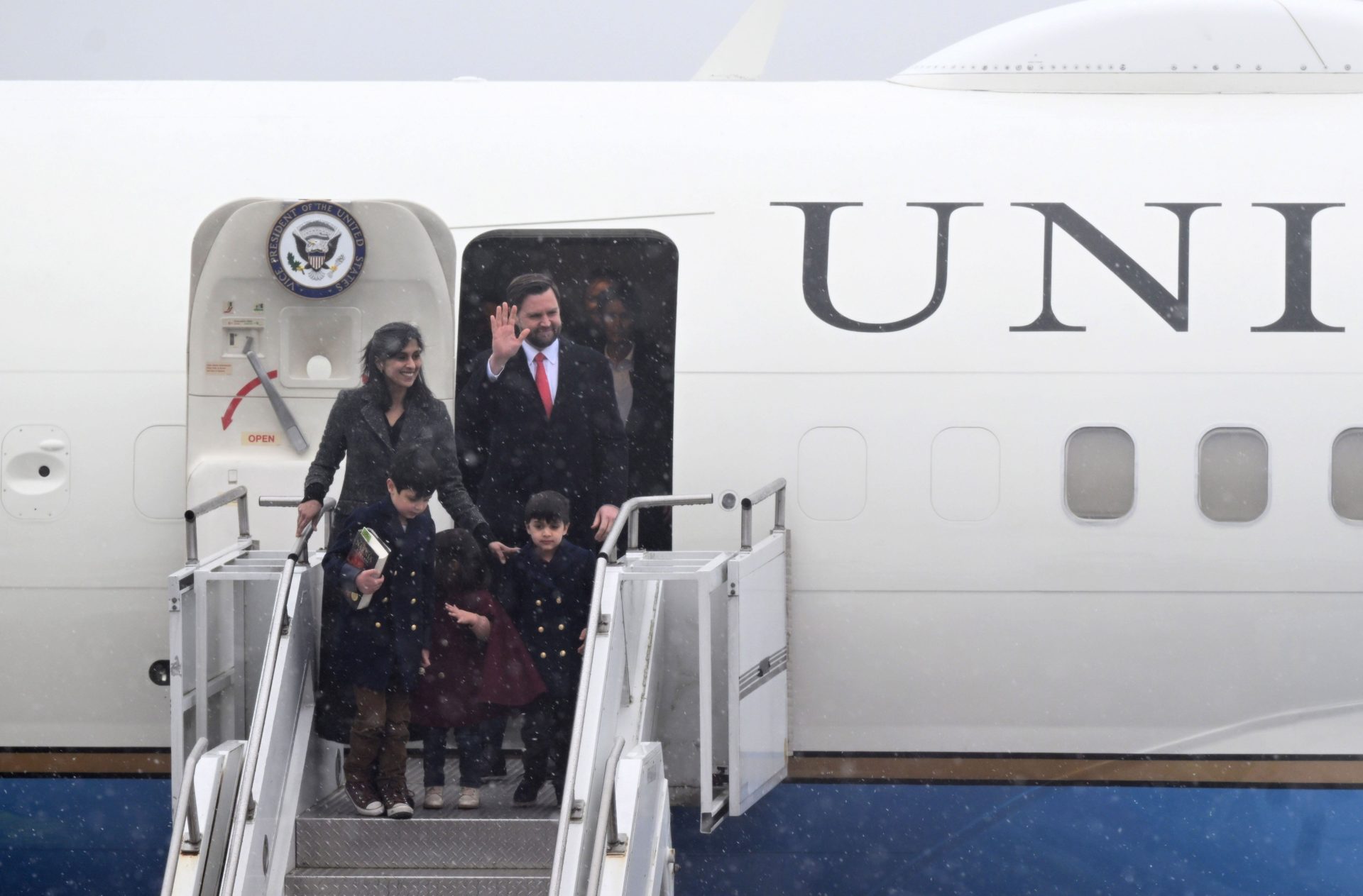 2SN66AR Hallbergmoos, Germany. 13th Feb, 2025. US Vice President JD Vance, Second Lady Usha Vance and their children Ewan, Vivek and Mirabel arrive at Munich Airport to take part in the security conference. Credit: Felix Horhager/dpa/Alamy Live News