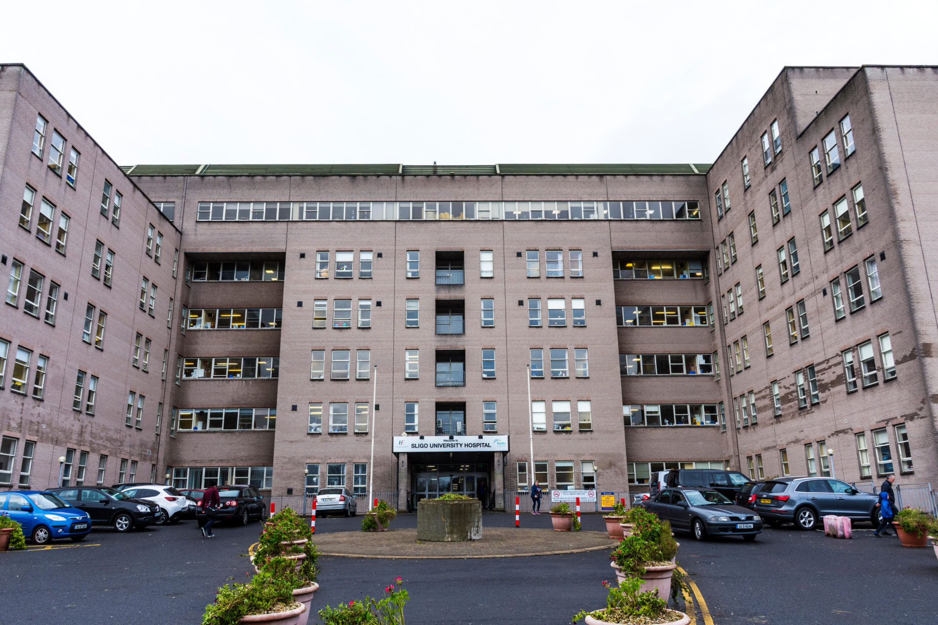 Front entrance of Sligo University Hospital.