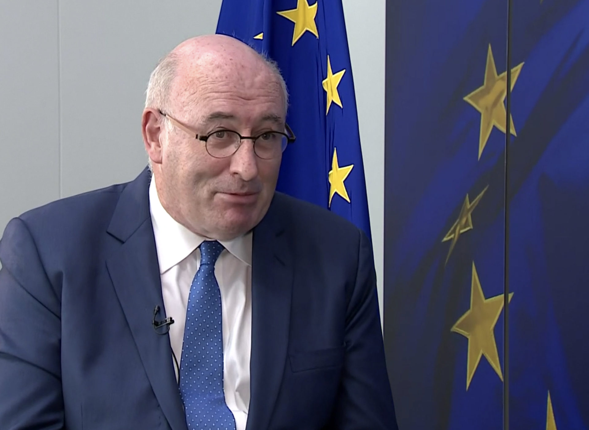 25/08/2020 Covid-19 Pandemic (Coronavirus), Ireland. Lockdown Day 152. Day 58 of Phase Three. SCREENGRAB Pictured is EU Commissioner Phil Hogan being interviewed by Tony Connolly on RTE News concerning his movements in Ireland before attending the Oireachtas Golf Society dinner last week Photo: RTE/Rollingnews.ie
