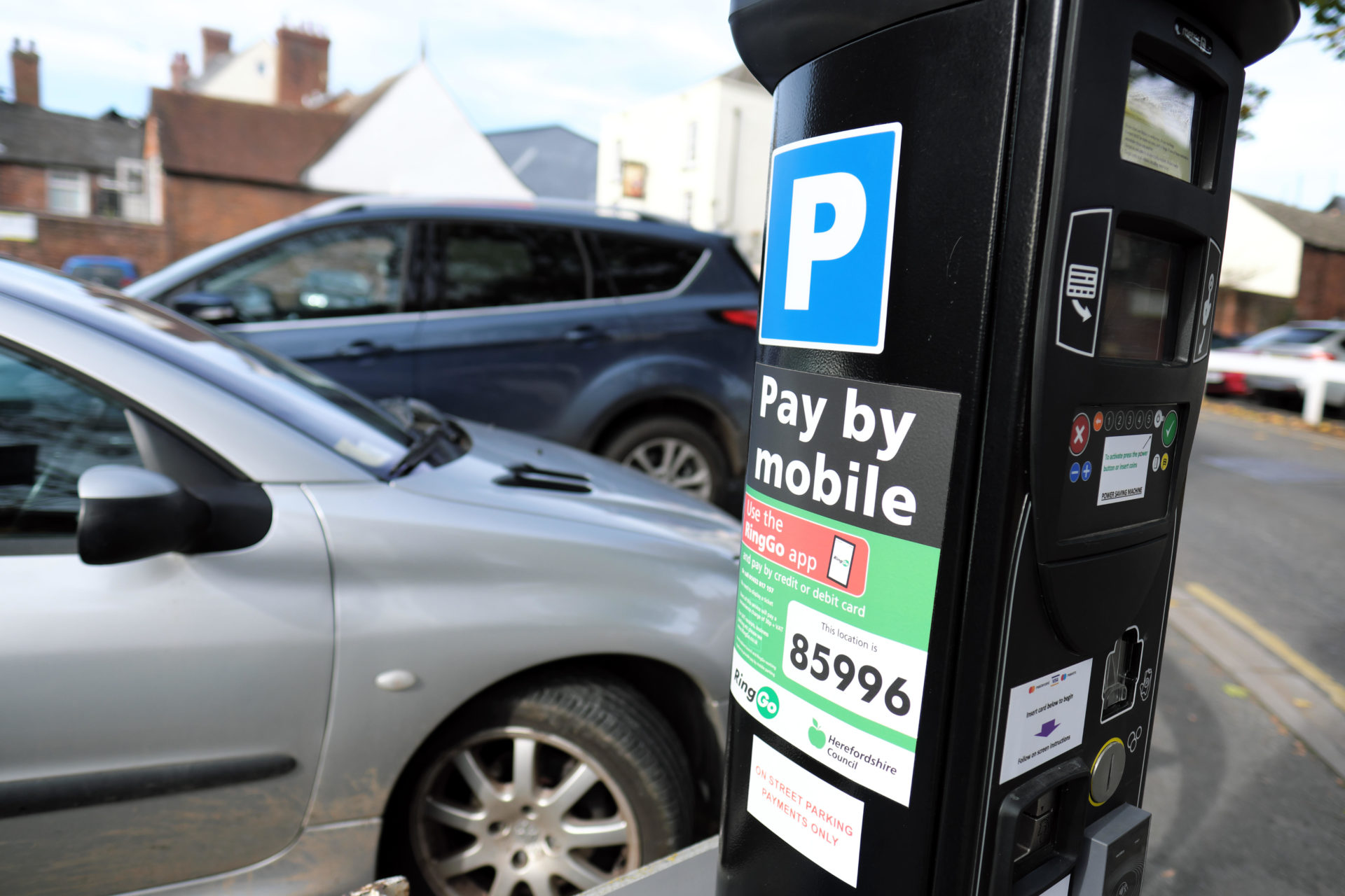 PXY5CK Car Parking machine with Pay By Mobile phone option in Hereford UK