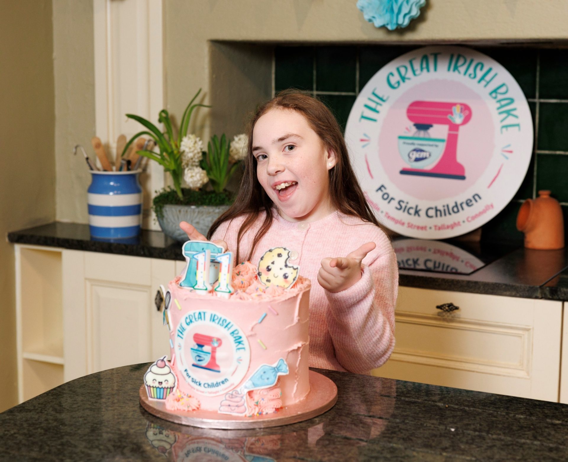 Great Irish Bake host Saoirse