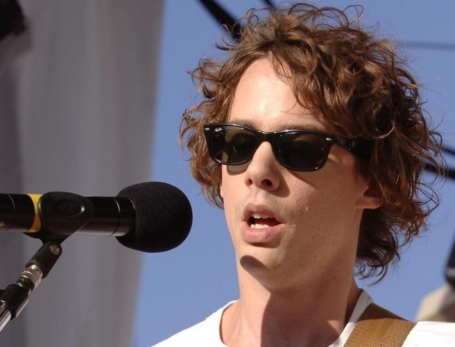 Johnny Borrell Chats With Colm O'Sullivan On The Mix-up